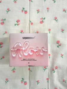 Glow Boosting Hydrating Moisturiser