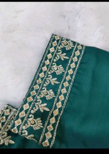 Emerald Green Embroidered Kurti Set