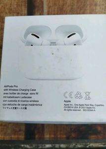 Apple earbuds