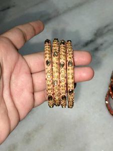 Sparkling Bangle Set