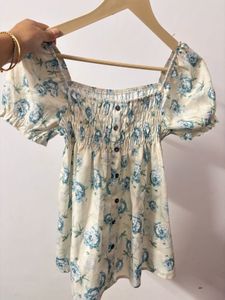 Floral Smocked Puff Sleeve Top