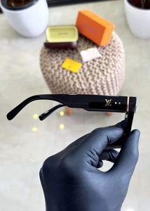 LOUIS VUITTON SUNGLASSES