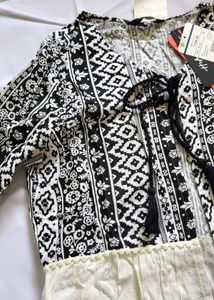 Elegant Indo-western Shrug✨️