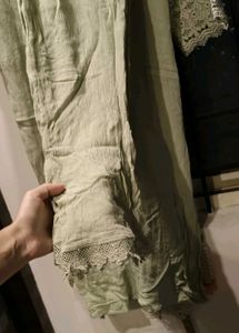 Elegant Embroidered Kurti