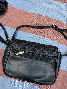 Chic Quilted Black Crossbody Bag