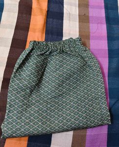 Green Geometric Print Salwar Pants