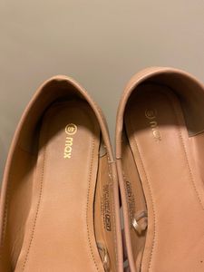 Elegant Tan Ballerina Flats with Buckle Strap