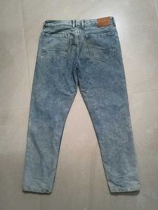 Men blue jeans