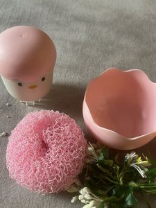 Pink Cute Chick Egg Scrub Brush