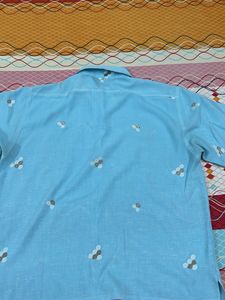 Men's Blue Short Sleeve Button-Up Shirt