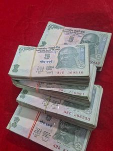 Bulk 5 Rupee Indian Banknotes 500 pcs total AUNC
