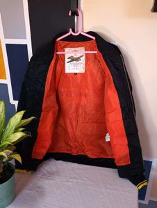 Bomber jacket