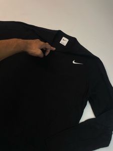 Nike Long Sleeve T-Shirt