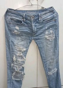 Amarican Eagle- Destressed Ribbed Blue Jeans