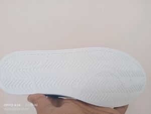 Girls' Canvas Shoes