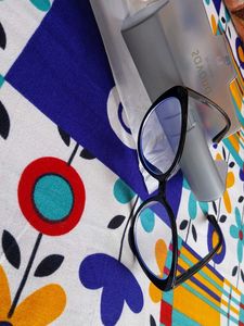 Savana by Urbannic Scarf with Case