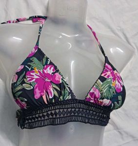 ⭐ Floral Print Bikini Top