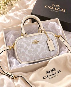 Coach(COPY)Mini Rowan crossbody bag WD BOX