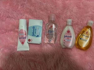 Johnson's Baby Care Set