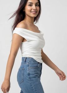 ‼️free delivery ‼️WHITE OFF SHOULDER TOP y2k chic