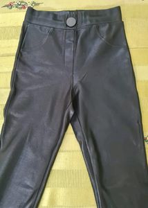 ZARA Shiny leggings with an elasticated waistband