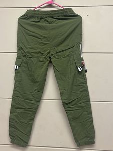 Women’s green Jogger pant