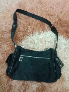 Chic Black Shoulder Bag