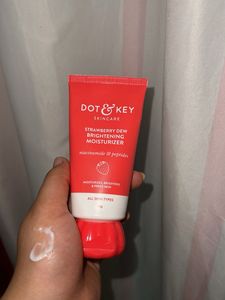 DOT &amp; KEY MOISTURISER