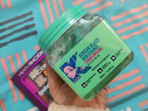 Eyeshadow and Moisturizer NEW
