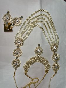 Elegant Pearl & Crystal Jewellery Set