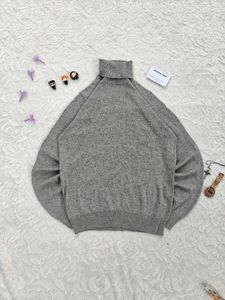 Polham turtle neck