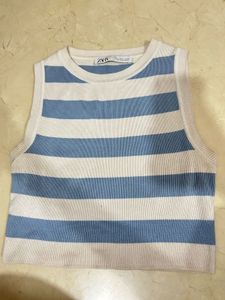 ZARA Cute Blue &amp; White Striped Crop Top