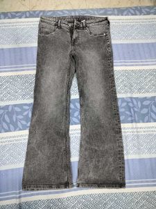 Women's Grey Washed Low-Rise Flared Jeans