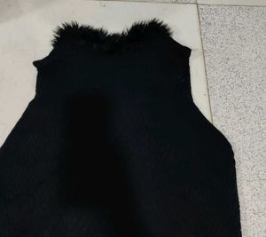 wool shrug ...size free can wear 34 ..36..38