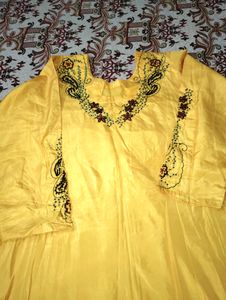 New Arractive Gold Yellow Set