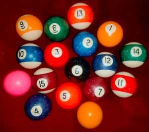 POOL BALLS 🎱