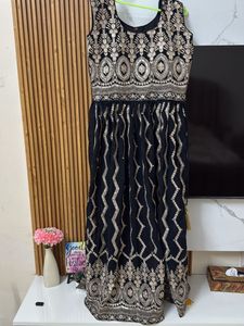 Elegant navy blue & Gold Embellished Kurta