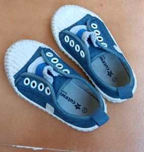Cutew by Polka Dot Denim Shoes fit for girls and b