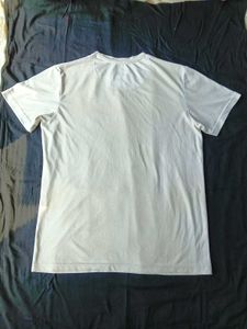 Basic White Solid T-Shirt