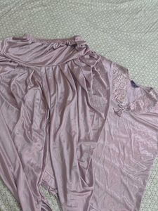 sleep dress in silk cloth with cute lace border .