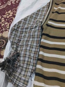 Stylish Striped Zip-Up Hoodie