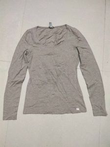 H&M T Shirt Size