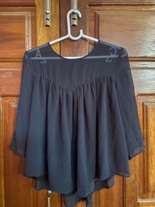 Chic Black Flowy Tunic Top