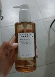SKIN1004 Madagascar Centella Light Cleansing Oil