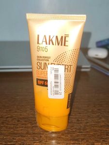 Lakme 9 to 5 Sun Expert SPF 50