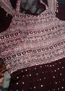 Heavy Design Aur Party Wear Ethnic Gown