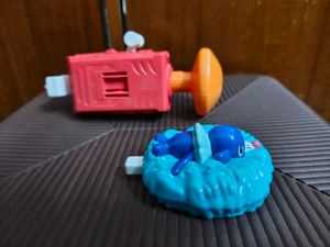 2 toys McDonald's and burger King freebies