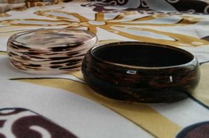 Set of 2 Unique Glass Bangles
