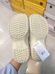 platform Crocs🎀