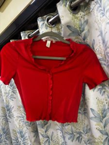 Chic Red Button-Up Crop Top